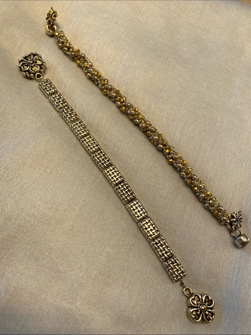 Silver-Tone Floral and Gold & Silver Tone Bead Women’s Bracelet Set